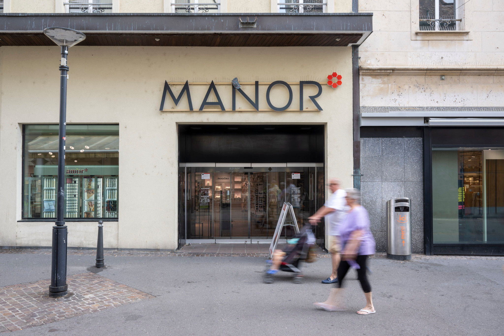 manor lausanne emploi